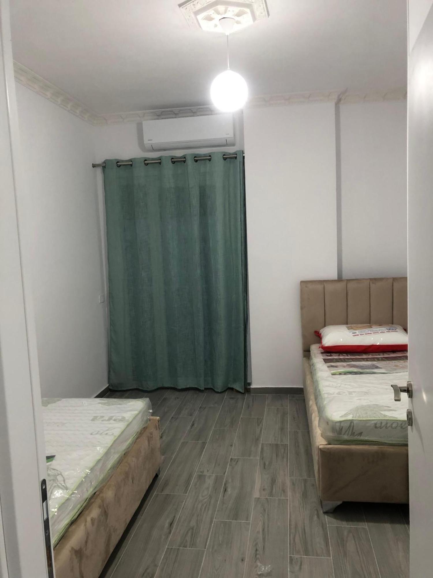 Shkoze,relux Rezidenc Apartment